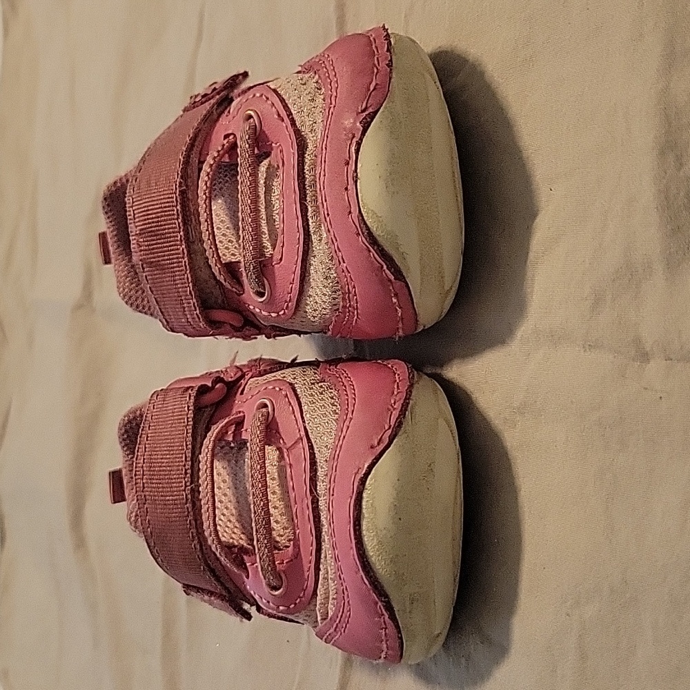 Stride Rite Rhett, sz 6 Wide - Picture 2 of 8